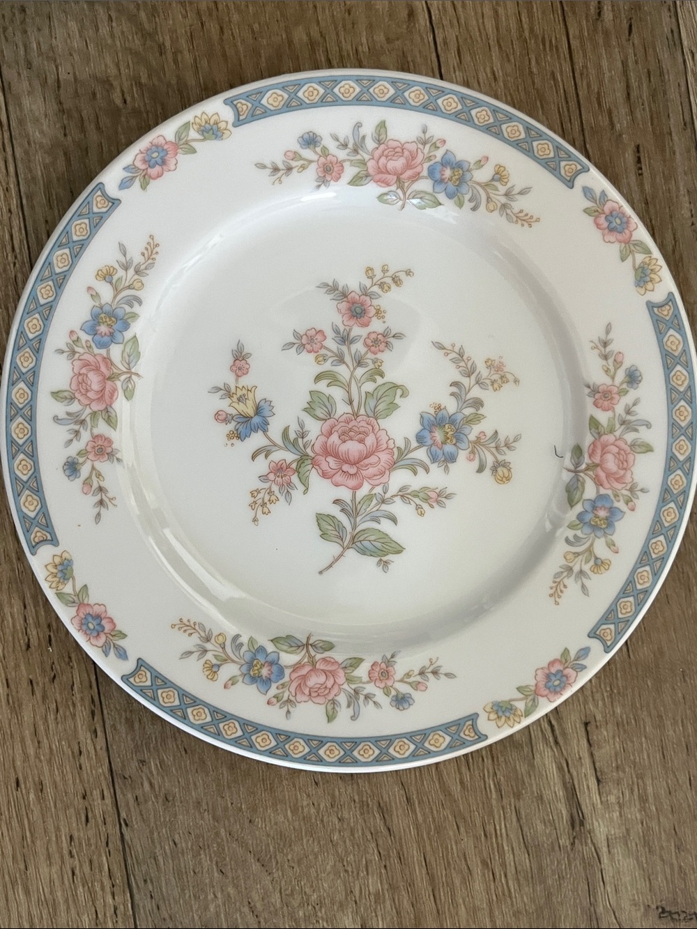 Vintage Towne Classic Floral Dinner Place Setting "Summer Love"  Set of 3 Pieces